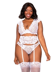 Front view of EVERLASTING GIFT LACE AND MESH BRA SET