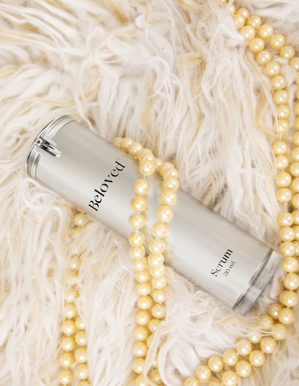 BELOVED LUXURIOUS INTIMACY SERUM ALT2 view Color: NC