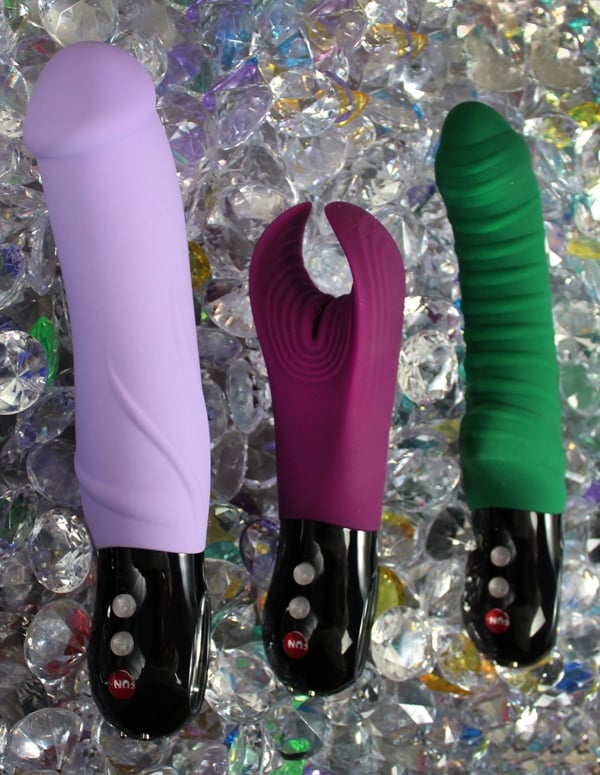 Fun Factory Jewels Manta Mens Vibrator ALT5 view Color: GNT