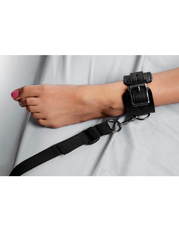 STRICT DELUXE BED RESTRAINT KIT ALT4 view Color: BK