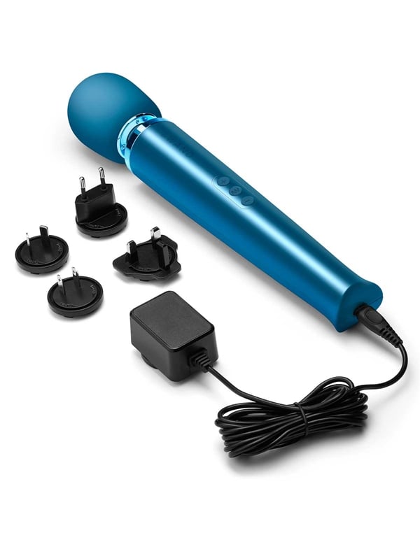 Le Wand Rechargeable Massager ALT3 view Color: BL