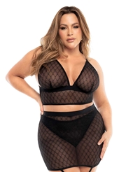 Front view of DELILAH DIAMOND MESH PLUS SIZE BRA AND SKIRT SET