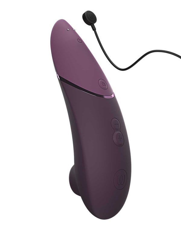 Womanizer Next 3D Pleasure Air In Purple ALT2 view Color: PR