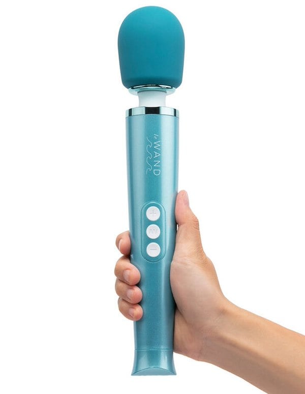 LE WAND DIVE SUBMERSIBLE RECHARGEABLE VIBRATING MASSAGER ALT1 view Color: BL