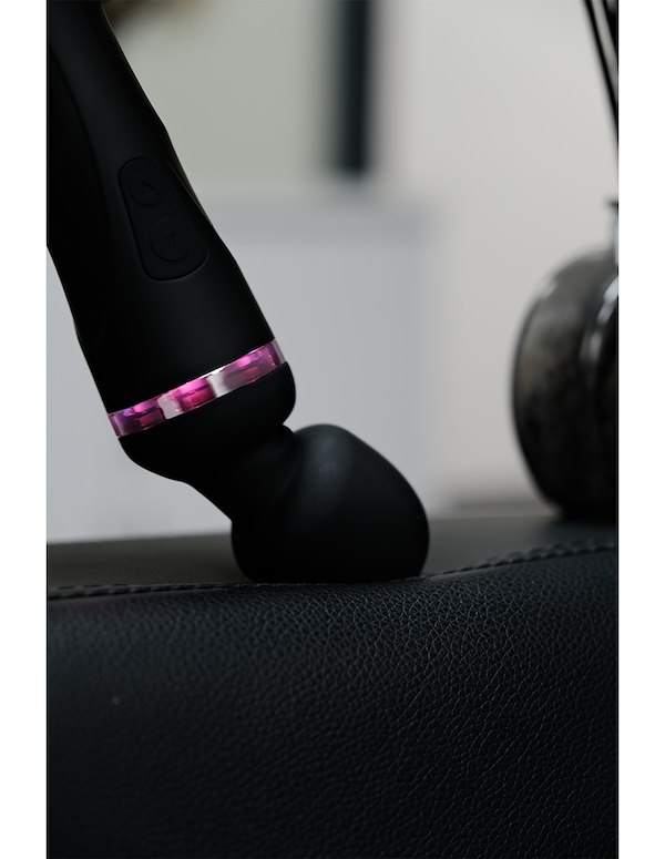 LOVENSE DOMI 2 WAND MASSAGER ALT5 view Color: BK