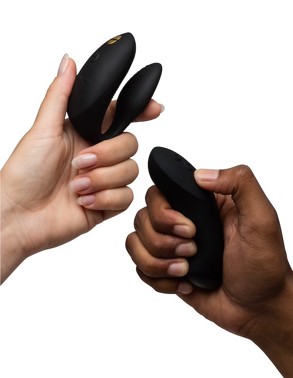 WE-VIBE CHORUS PRO COUPLES TOY IN BLACK ALT12 view Color: BK