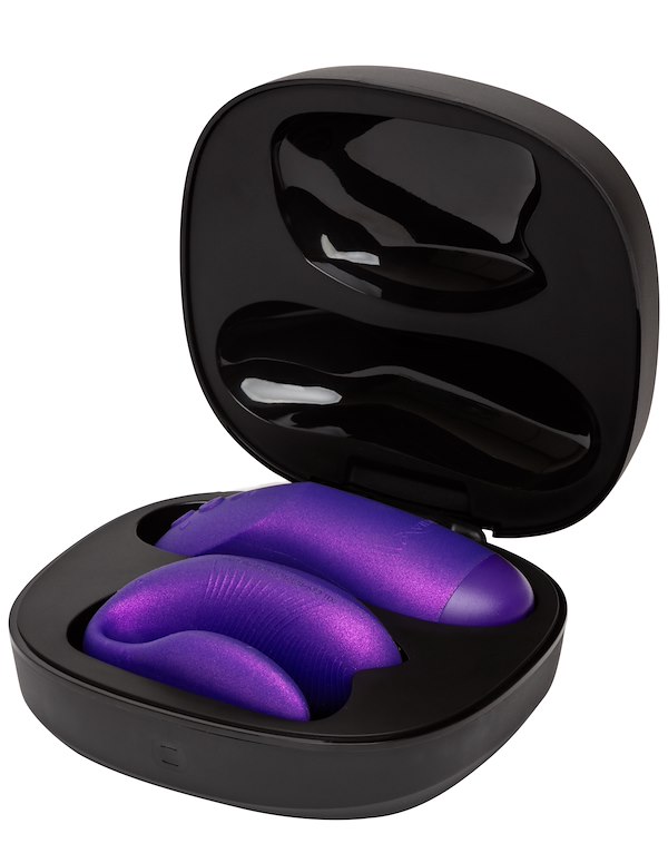 WE-VIBE CHORUS PRO COUPLES TOY IN PURPLE ALT5 view Color: PR