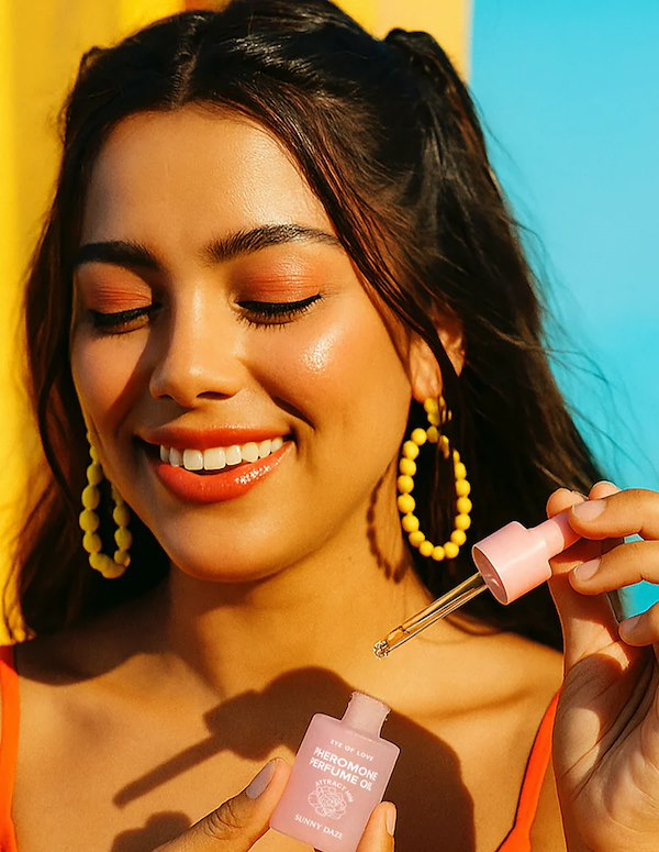 LOVE IN BLOOM - SUNNY DAZE PERFUME OIL 20ML ALT3 view Color: NC