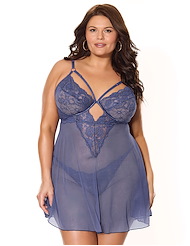 Front view of TWILIGHT FEVER PLUS SIZE BABYDOLL AND THONG