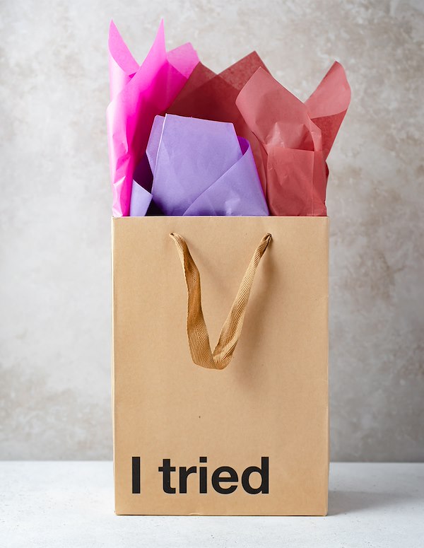 I TRIED GIFT BAG ALT4 view Color: BR