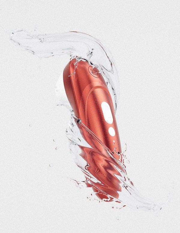 WOMANIZER PRO IN BORDEAUX ALT5 view Color: BRD