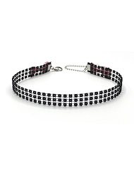 Front view of VIXEN CHOKER