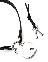 Alternate back view of LOCK-IT HEART CHOKER